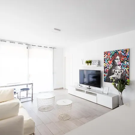 The White Heart House - Attic Sea View Apartment *