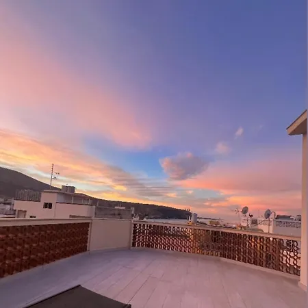 The White Heart House - Attic Sea View Apartment